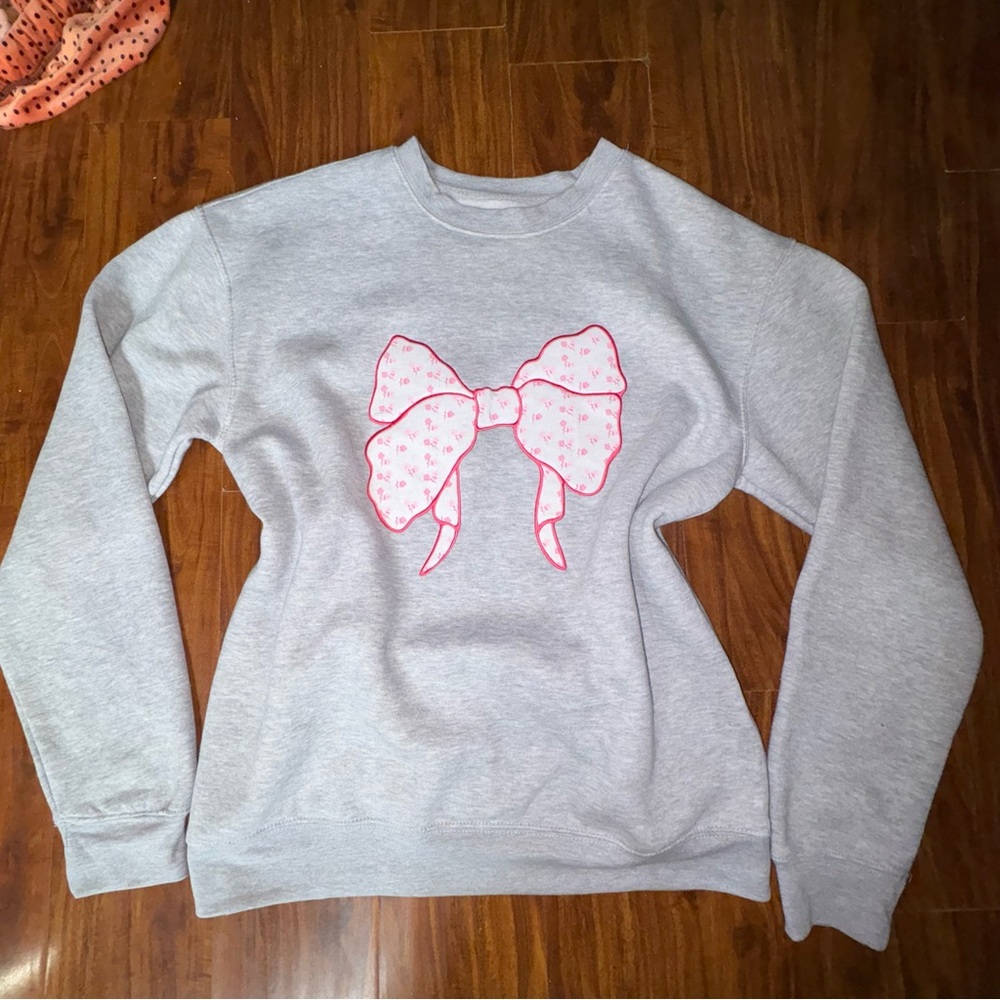 Persaya Gray Sweatshirt